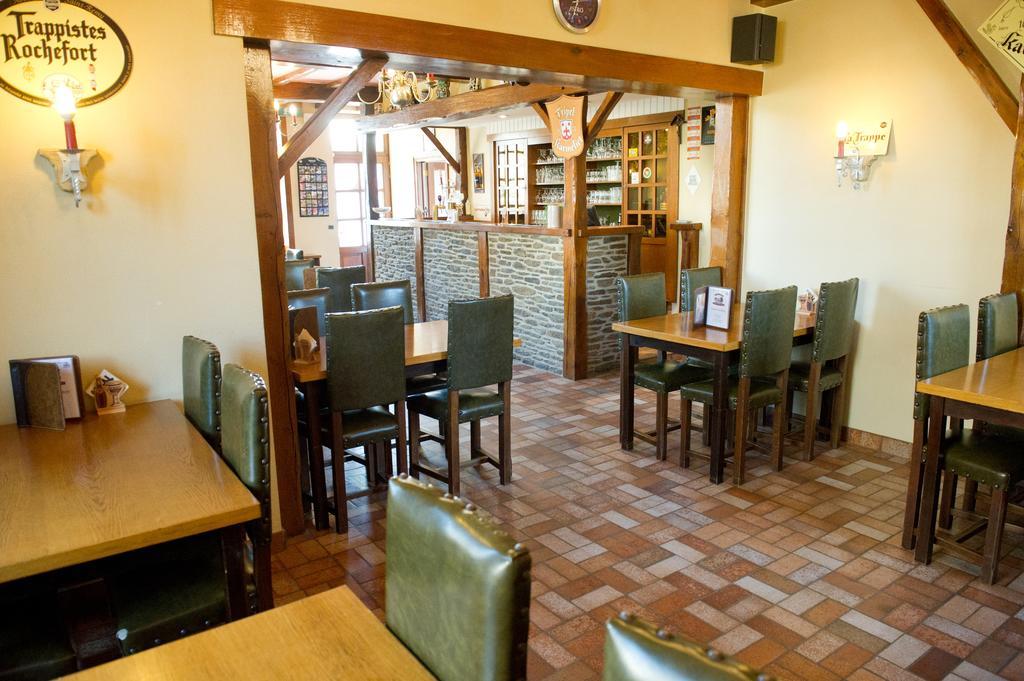 Orchimont Auberge Saint-Martin מראה חיצוני תמונה
