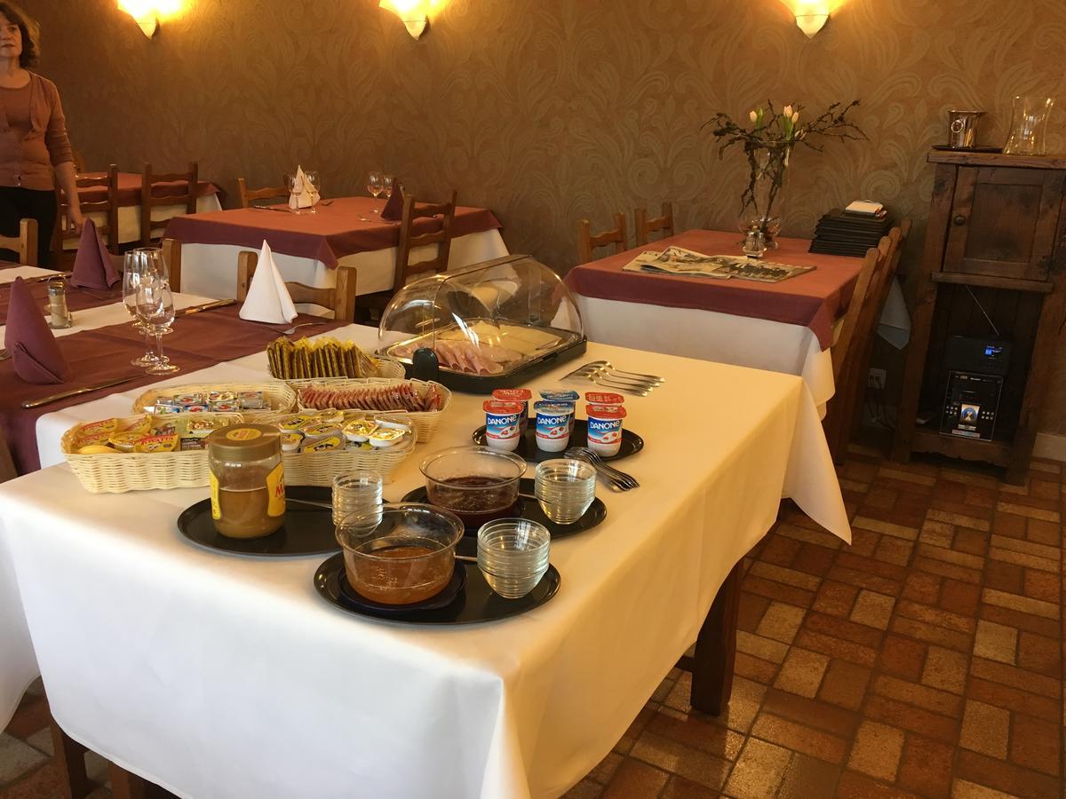 Orchimont Auberge Saint-Martin מראה חיצוני תמונה