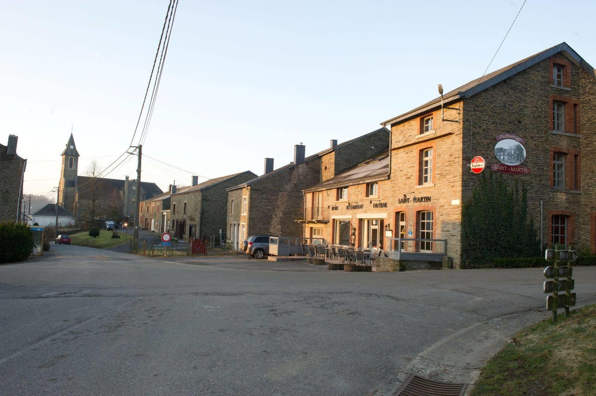 Orchimont Auberge Saint-Martin מראה חיצוני תמונה