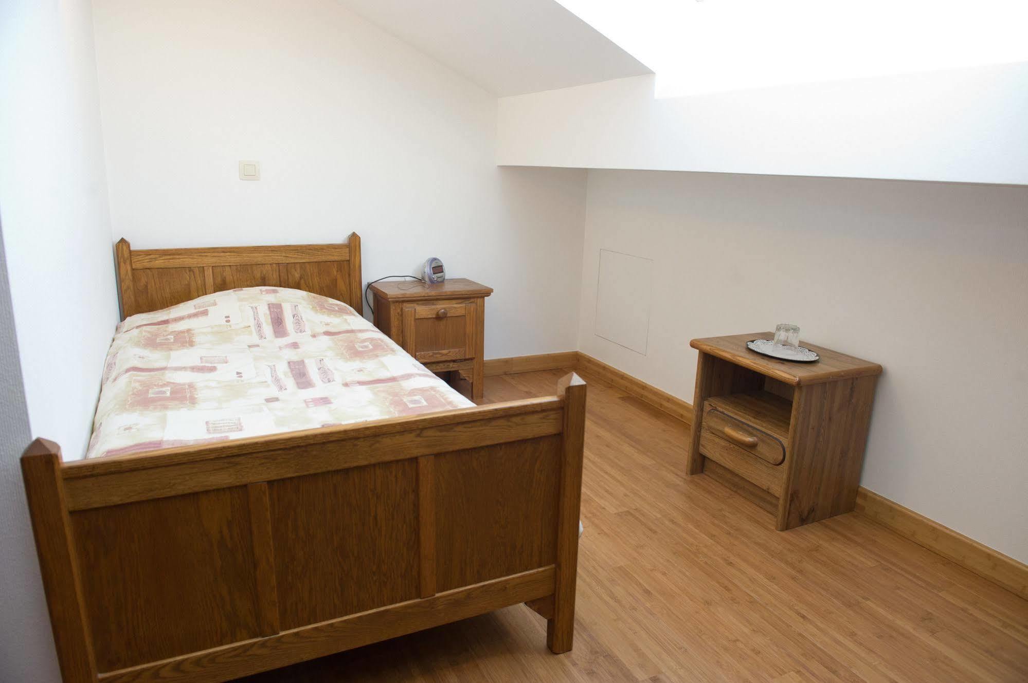 Orchimont Auberge Saint-Martin מראה חיצוני תמונה