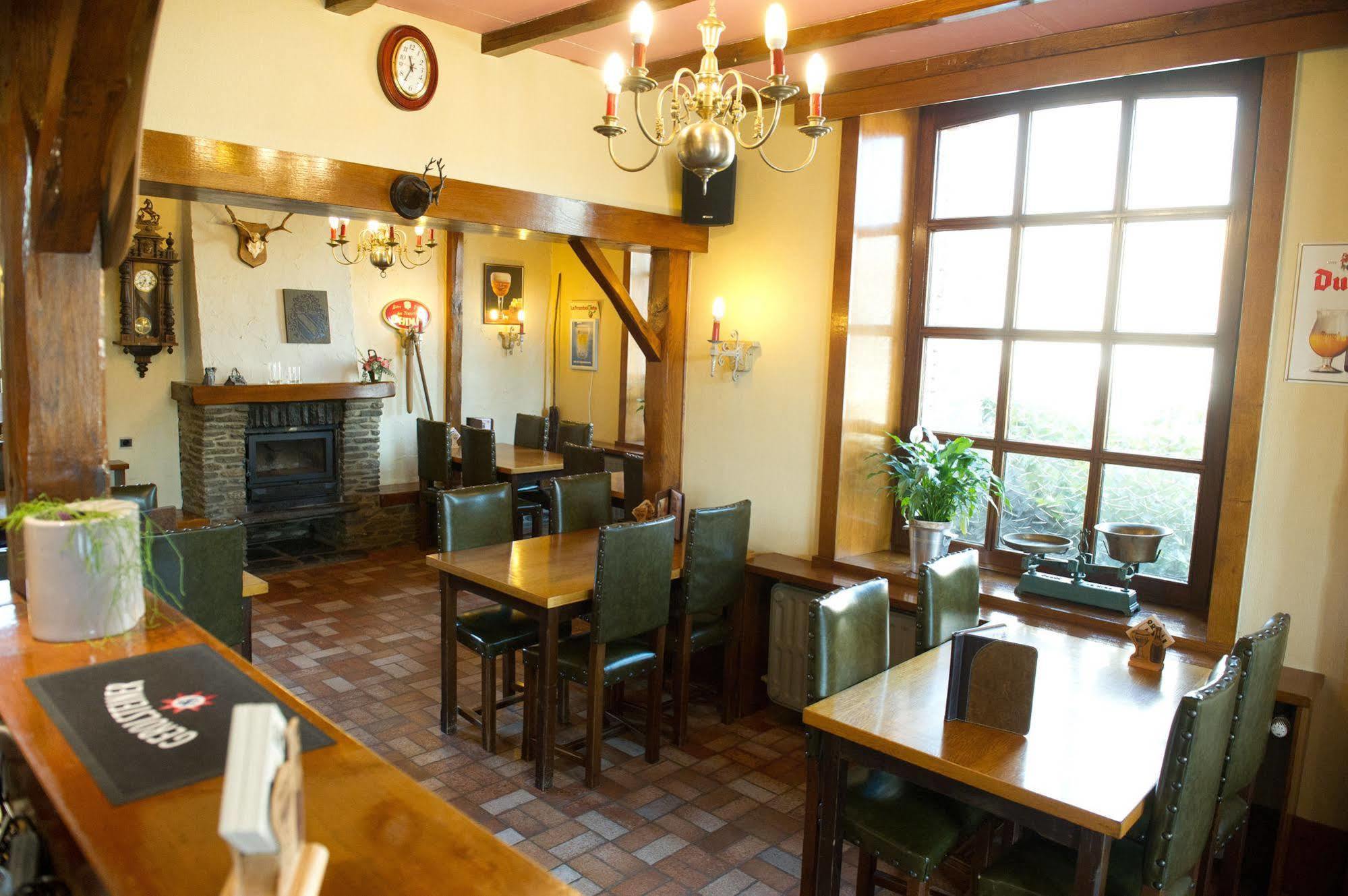 Orchimont Auberge Saint-Martin מראה חיצוני תמונה